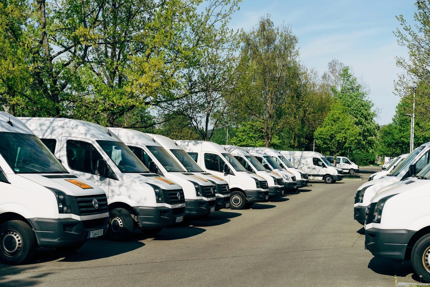 KOBİ filoları için taşıt tanıma sistemi ve yakıt gideri kontrolü
